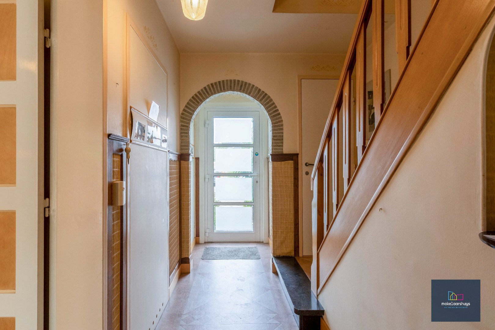 Gunstig gelegen woning met tuin en garage 