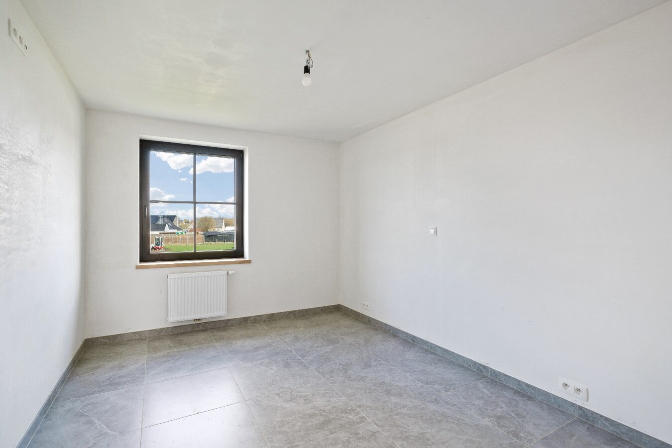 Energiezuinige nieuwbouwwoning met 4 slaapkamers te Houthulst 