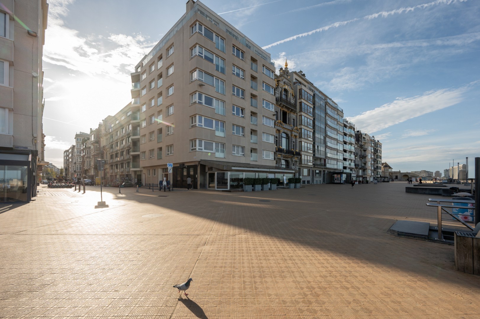 Centraal gelegen appartement met FRONTAAL ZEEZICHT 