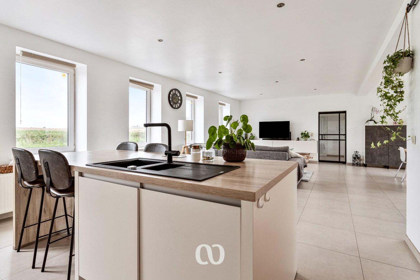 Ruime, gerenoveerde woning op prachtige ligging 