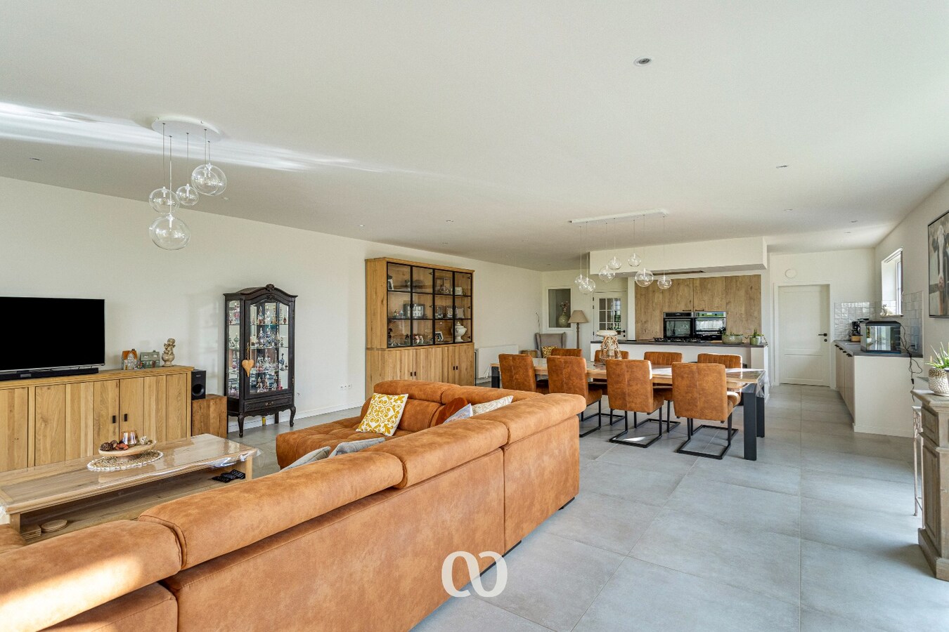 Enorm ruime gezinswoning met een prachtig uitzicht in Huise 