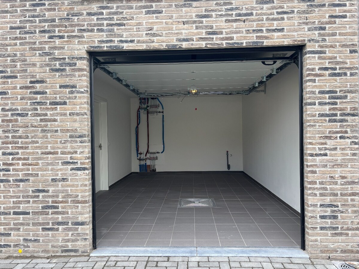 BEN nieuwbouwwoning (E-peil E30) met 3 slaapkamers in het centrum van Zoersel 