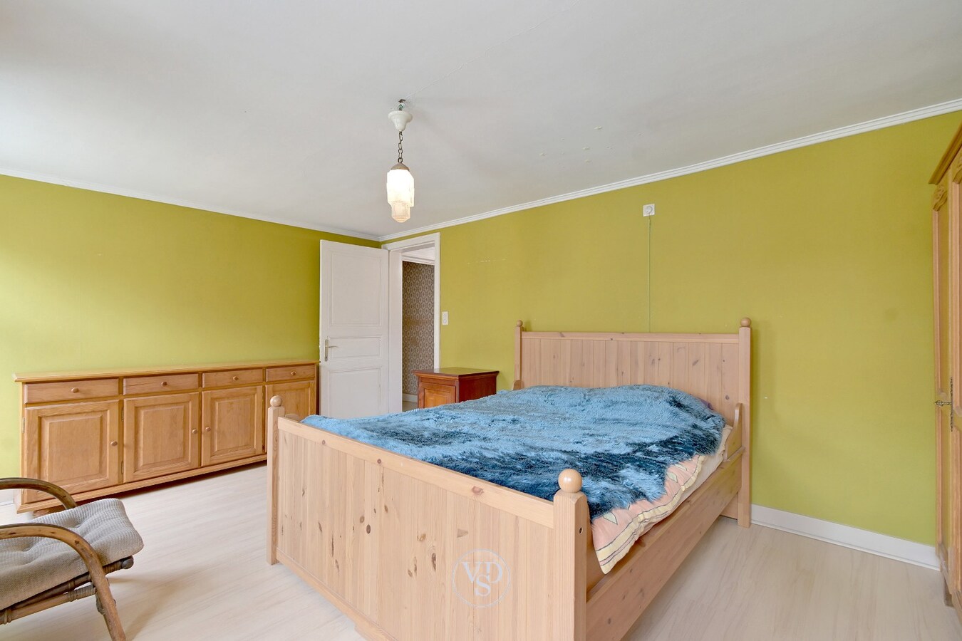 Ruime woning met opslagruimte 