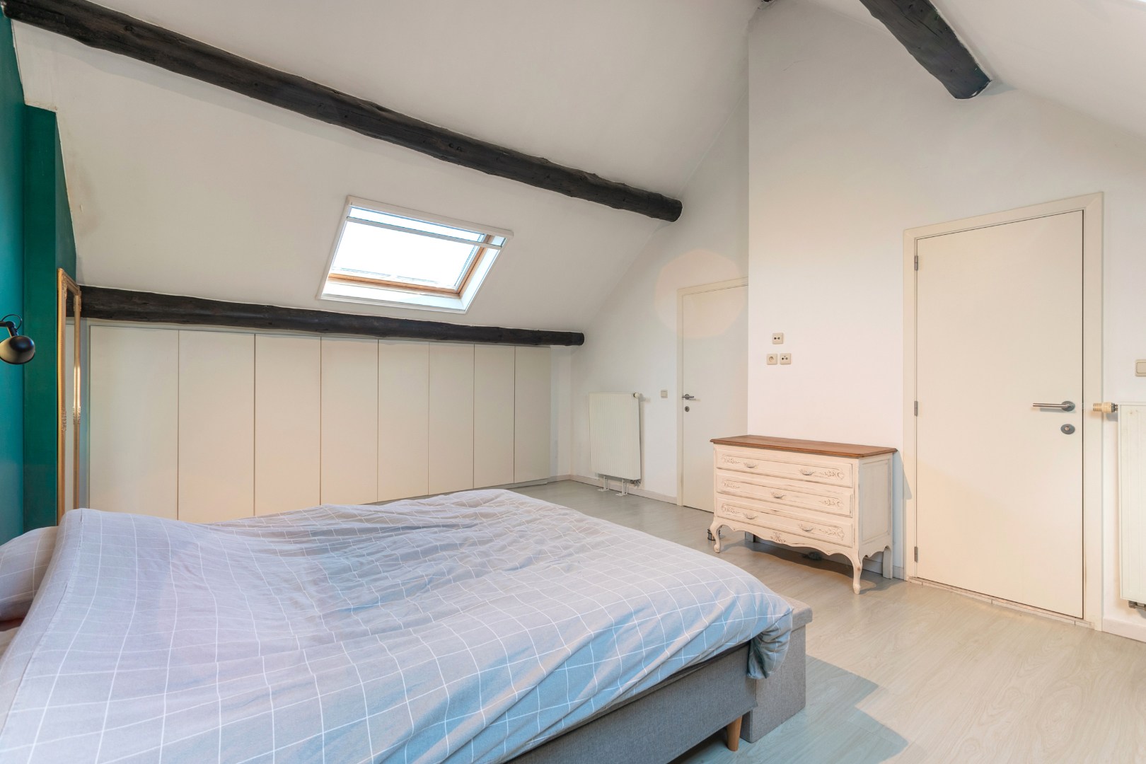 Instapklare gezinswoning met 3 slpk en ruime tuin 