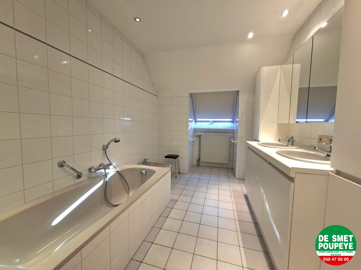 Residentieel gelegen villa 