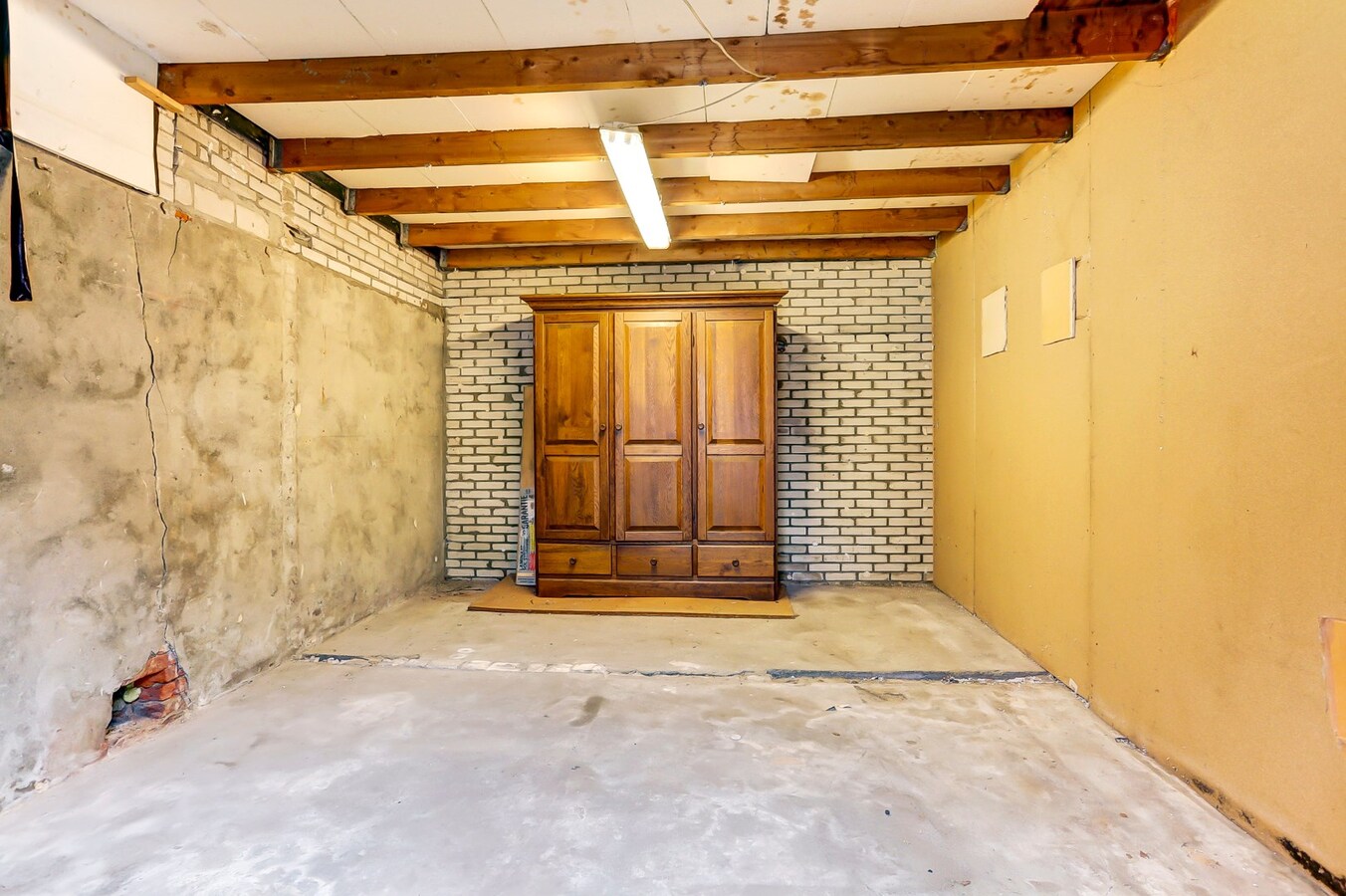 Uitdagende Kluswoning. 