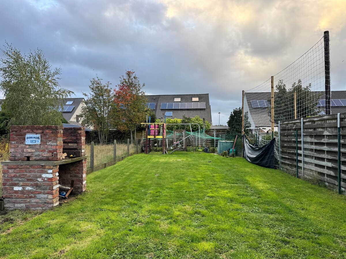 Woning met 4 slaapkamers in Ardooie 