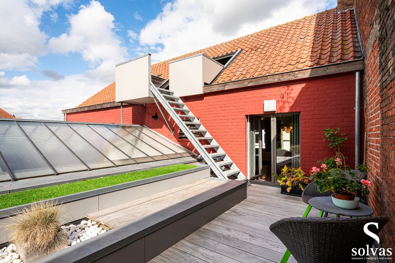 Uniek pand in het hart van Maldegem – wonen en werken onder één dak! 