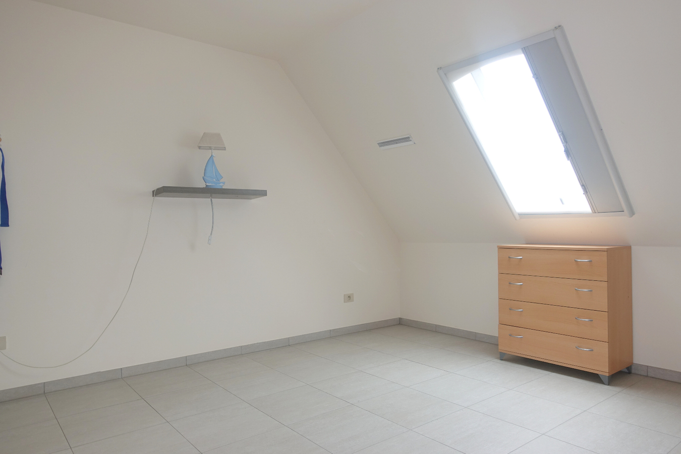 Halfopen woning met garagebox 