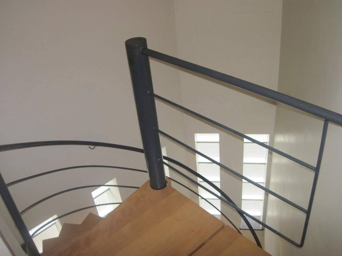 Lichtrijk appartement in centrum Asper.  GEEN VASTE KOSTEN ! 