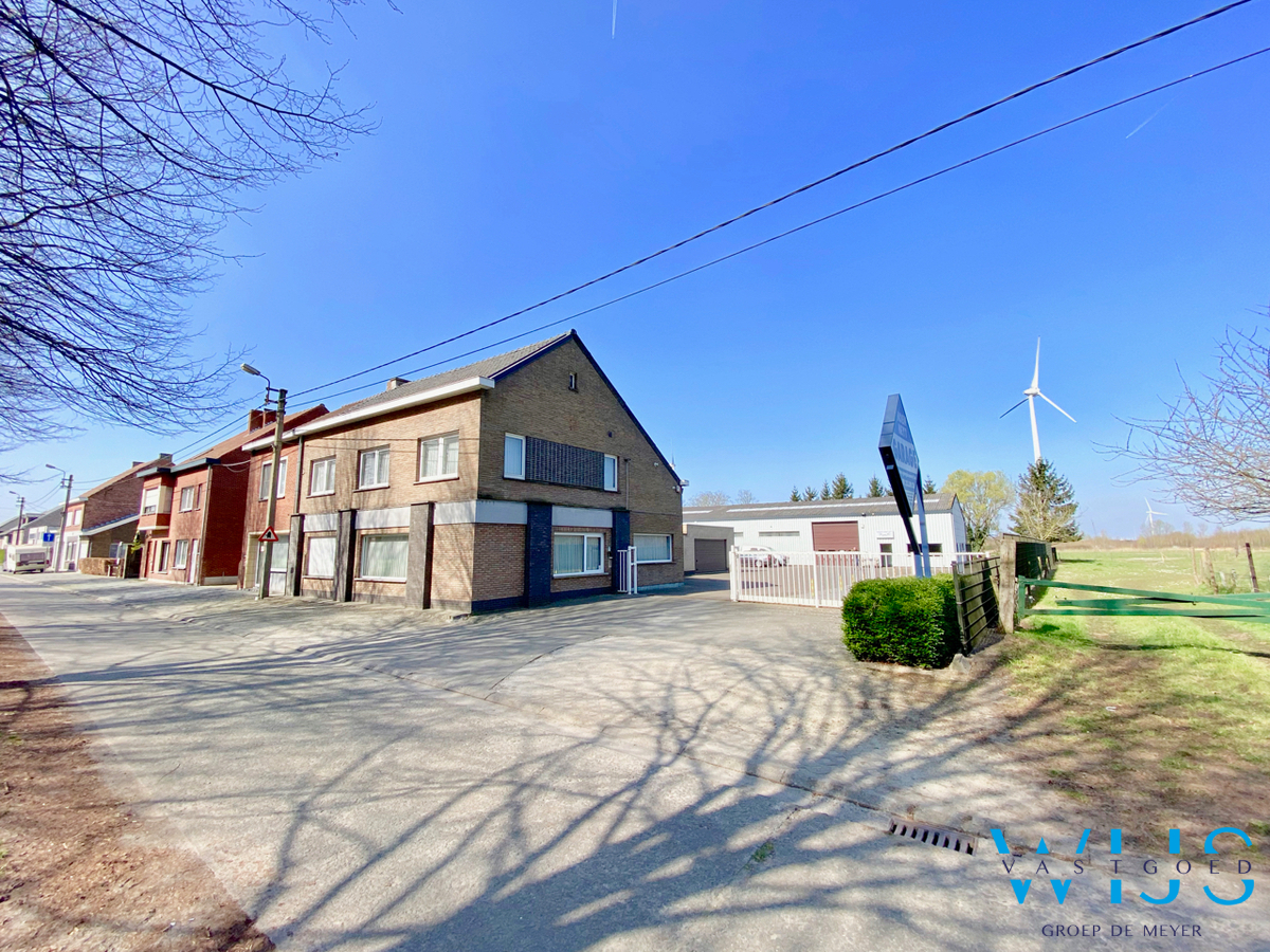 Multifunctionele bedrijfsruimte/ garage met bijhorende woning 