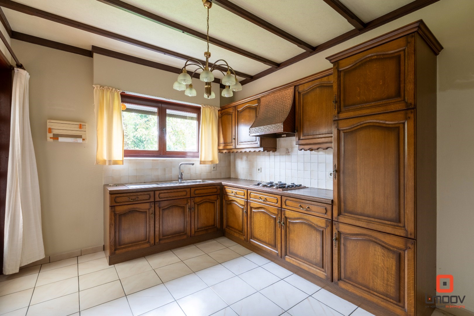 Prachtige alleenstaande villa in residentiële woonwijk 