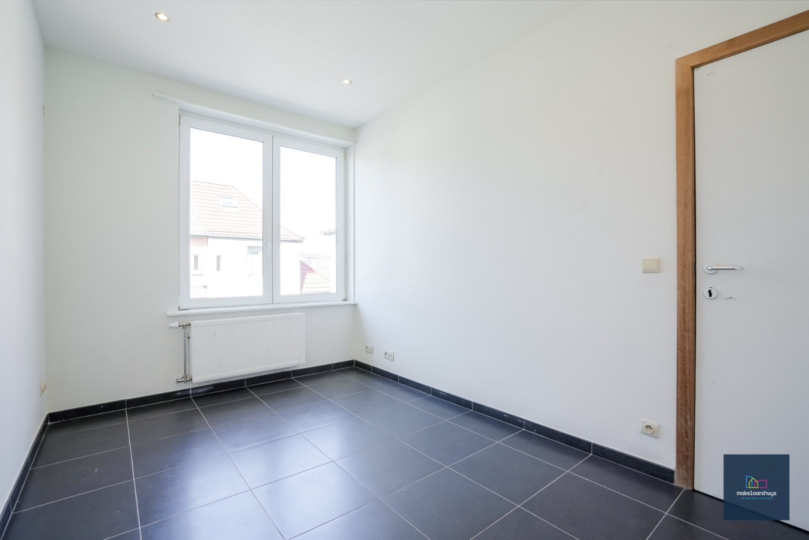 BEZOEKMOMENTEN VOLZET !!! Leuke woning met 3 slpk. en tuin te Gent/Mariakerke 