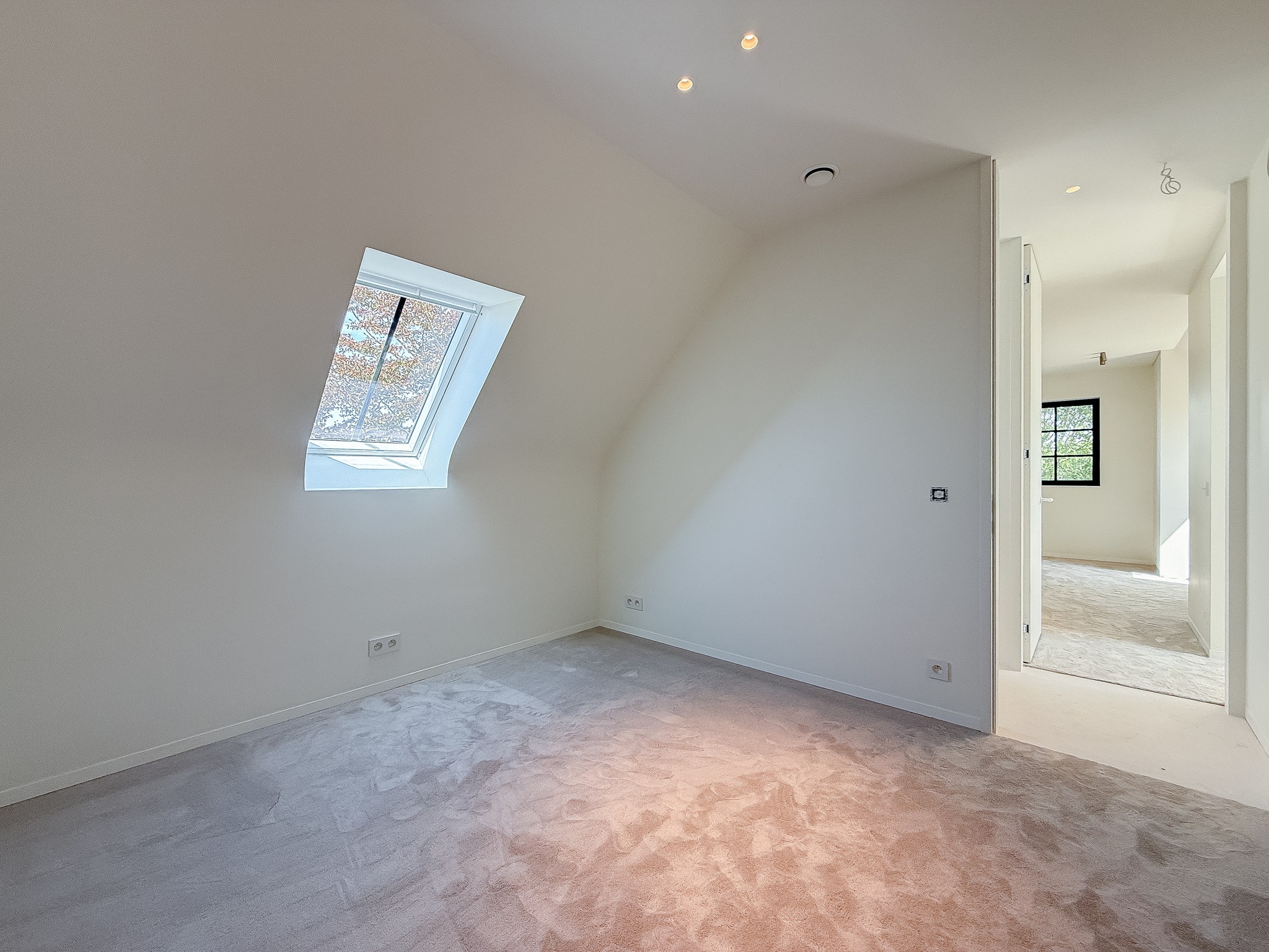 Magnifieke koppelvilla, ideaal gelegen aan de rand van het Zoute. 