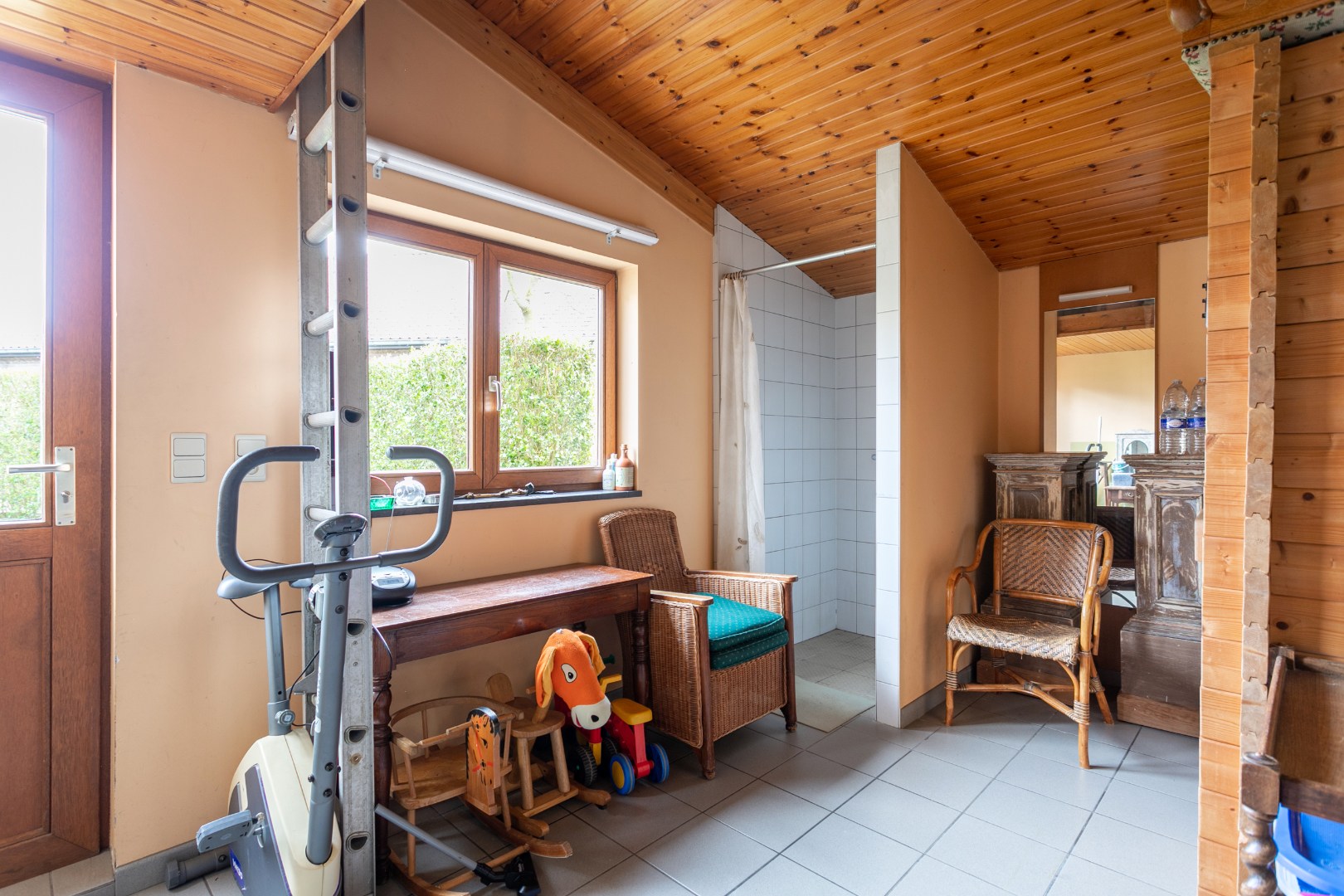 Energiezuinige woning met 5 slpk, tuin en garage 