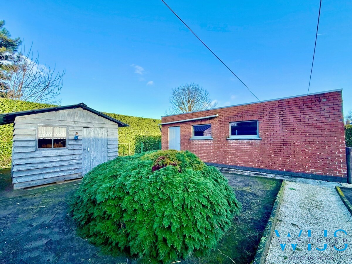 Centraal gelegen bungalow te Evergem ! 