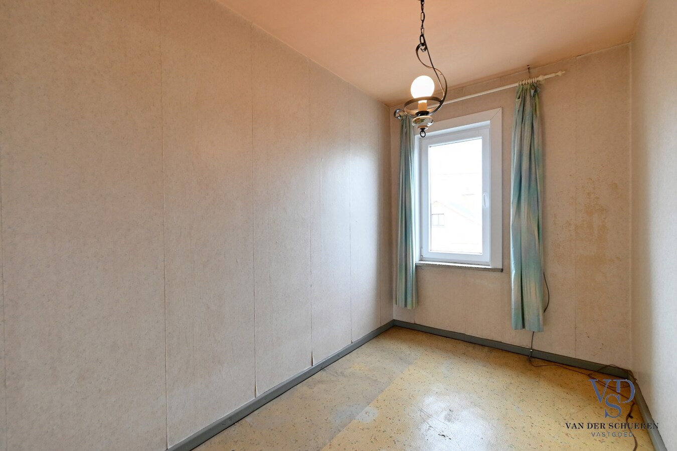 Degelijke Half Open Bebouwing. 