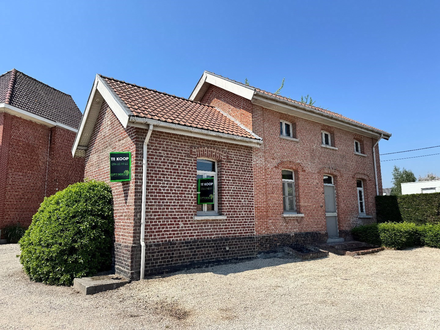 Veelzijdig handelspand op toplocatie te Sint-Eloois-Vijve 