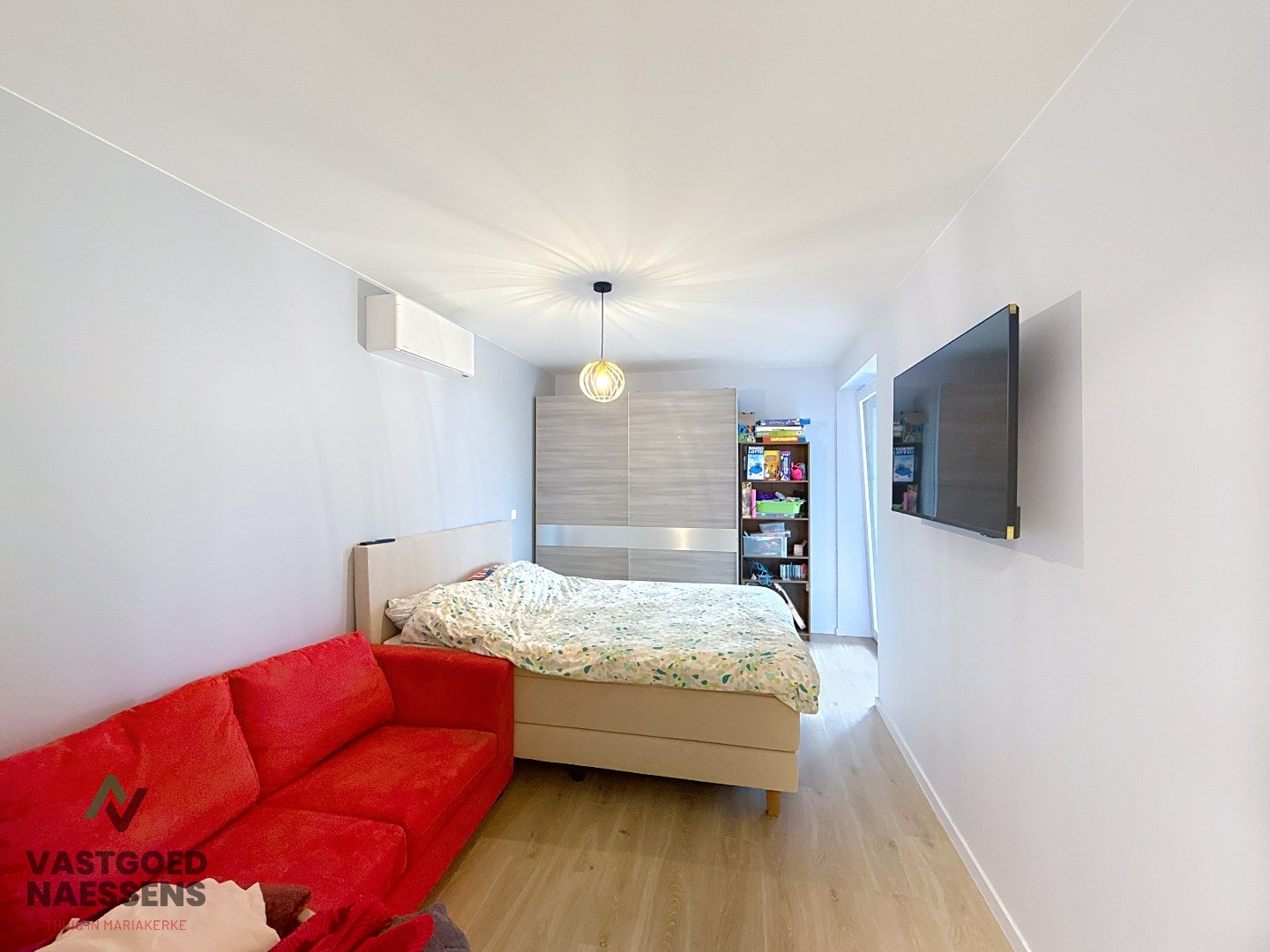 SCHITTEREND 2 SLPK AP - RIANT TERRAS - ZICHT OP GOLF 