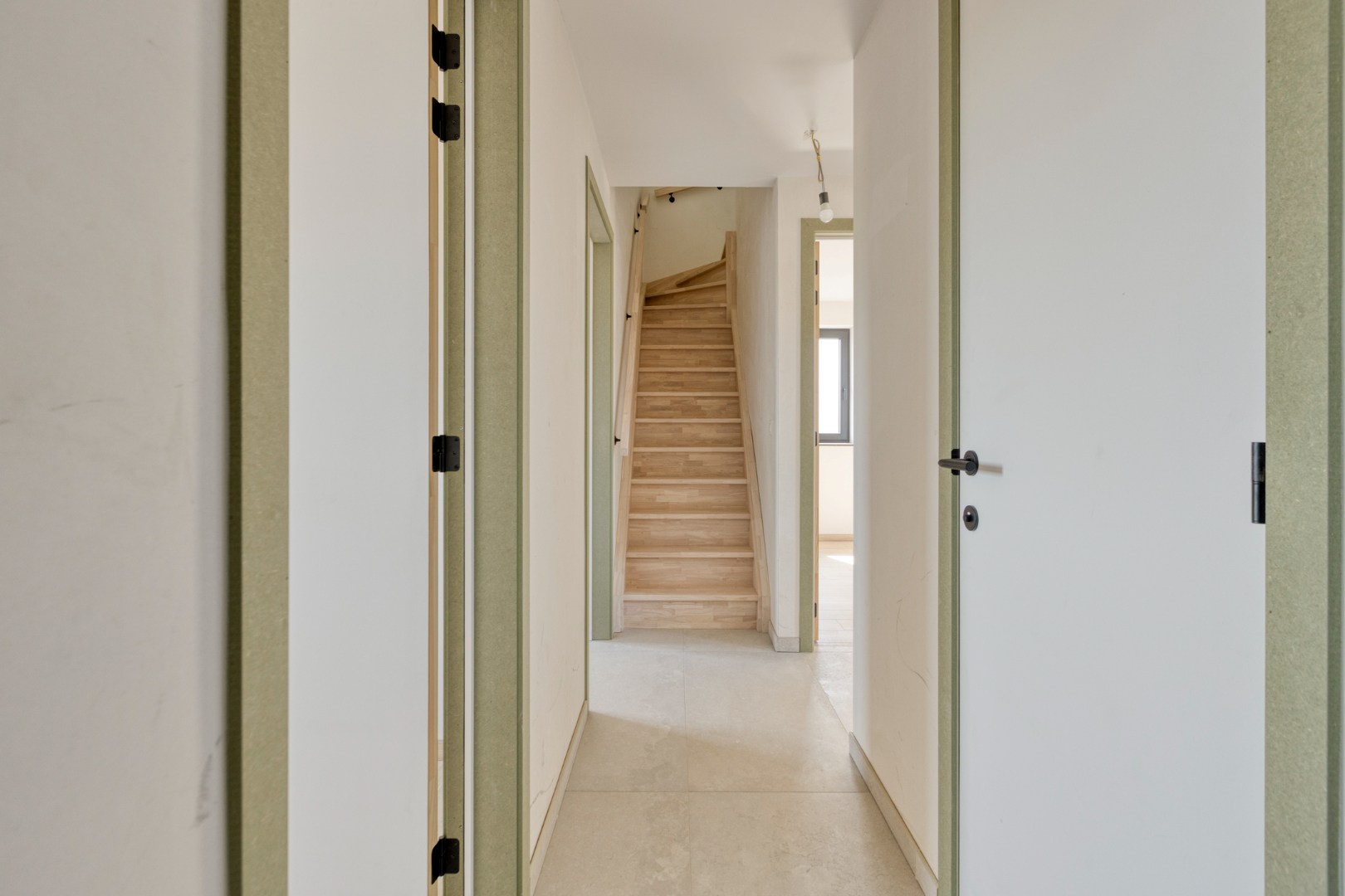 Nieuwbouw-woning in landelijke stijl met 3 slpk op 3 a 82 ca. 