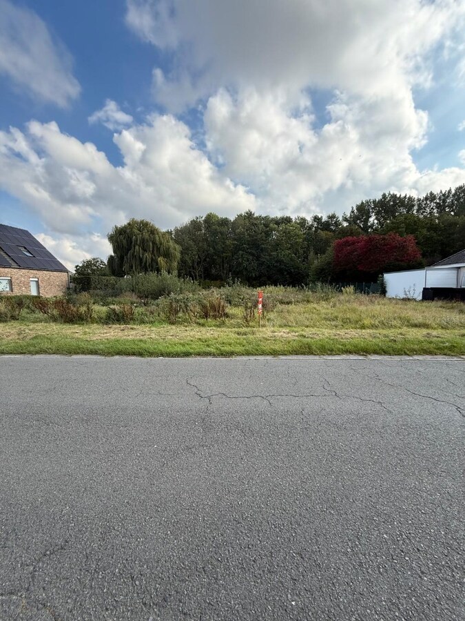 Perceel bouwgrond van 886,5 m² 