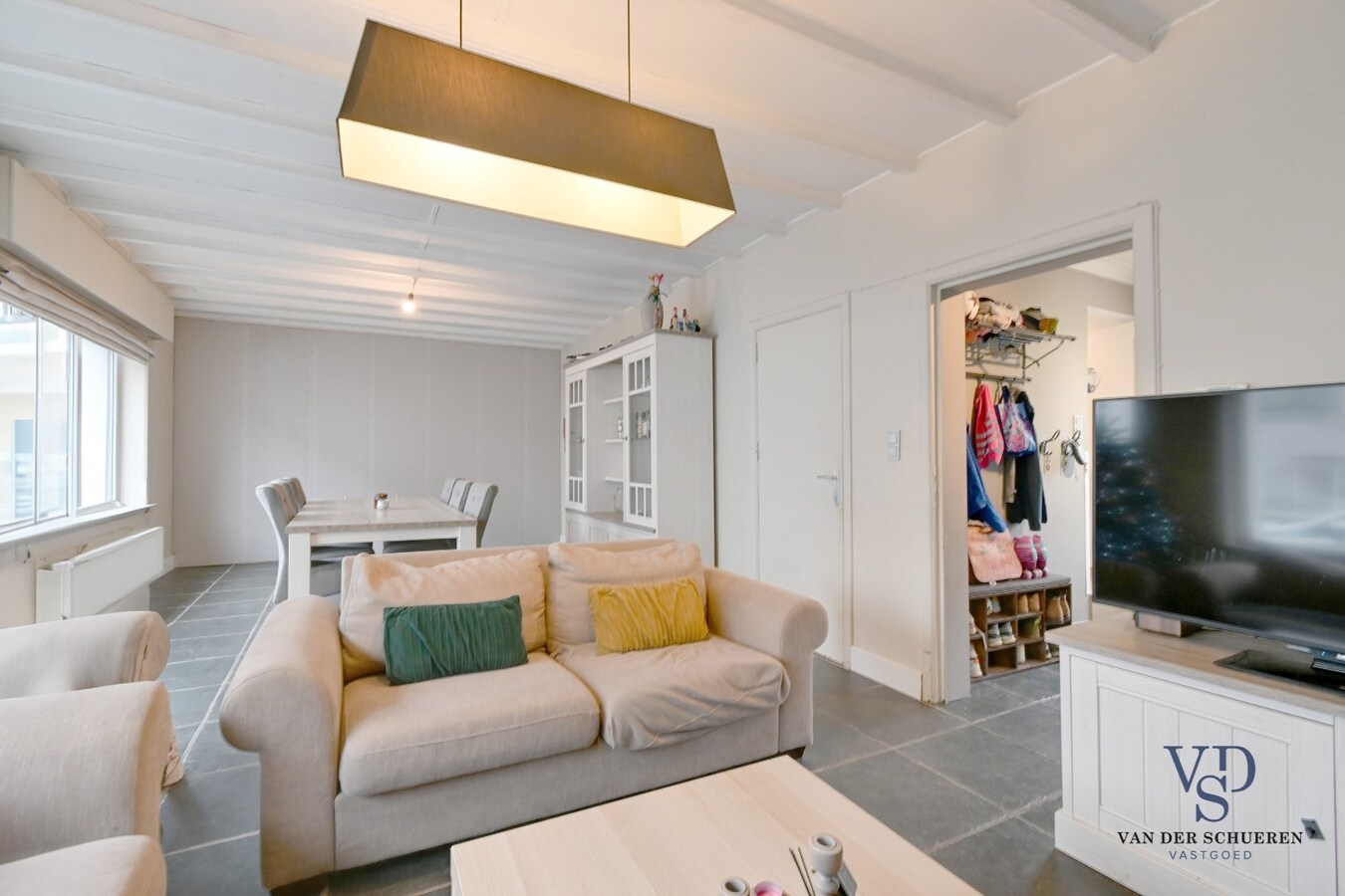 Bijzonder ruime, energiezuinige (EPC label B) gezinswoning 