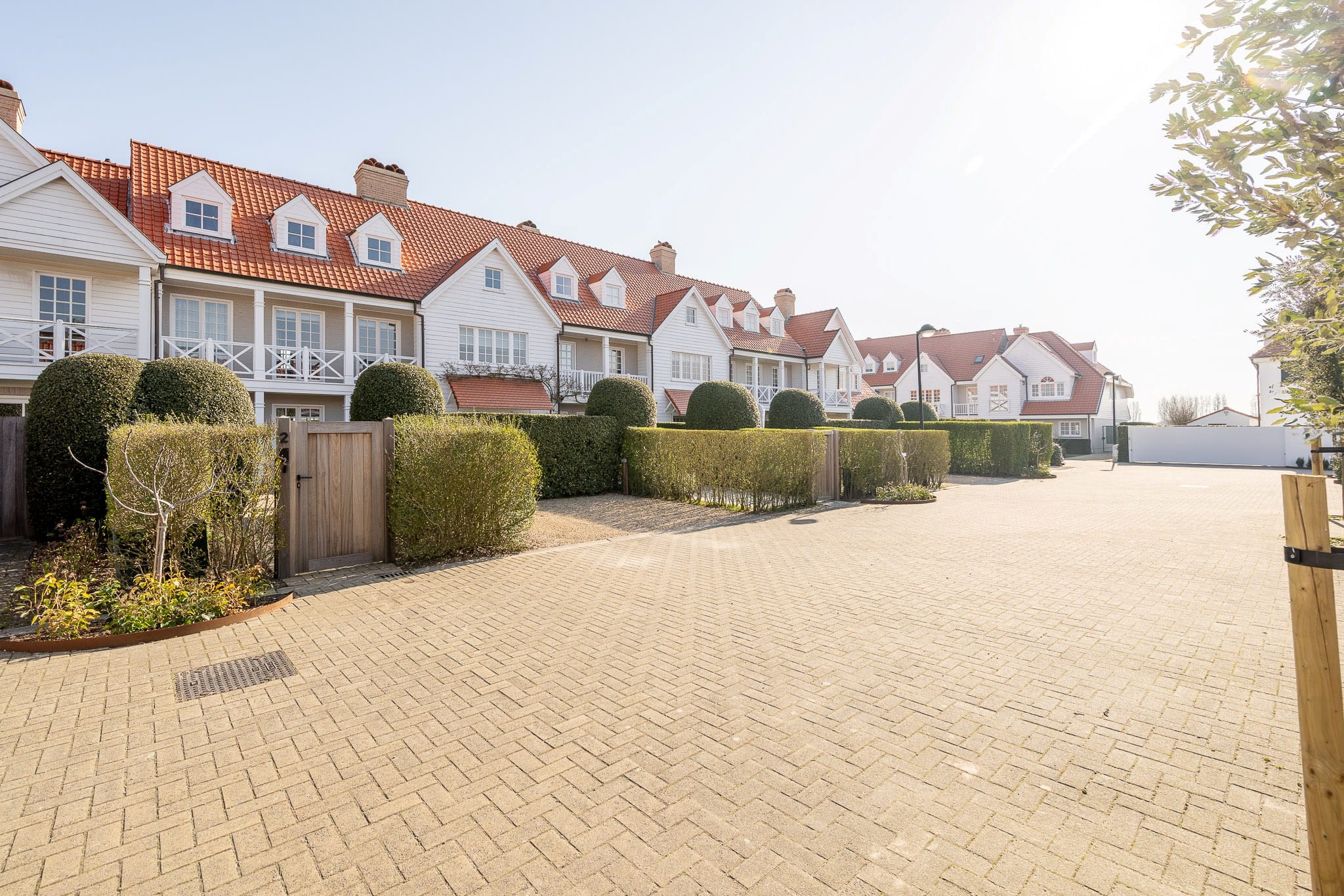 Maison récemment rénovée à vendre avec une vue magnifique sur les polders. 