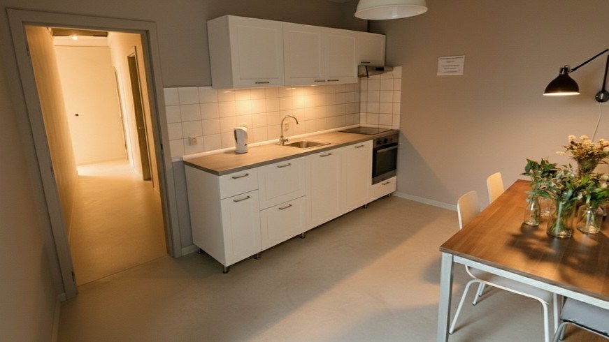 Kantoorrenovatieproject te koop vlakbij klaverblad in Gent