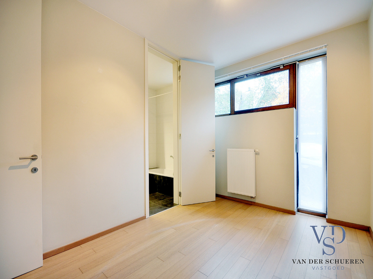 Prachtig gelijkvloers appartement in de exclusieve park-residentie Park te Poldere. 