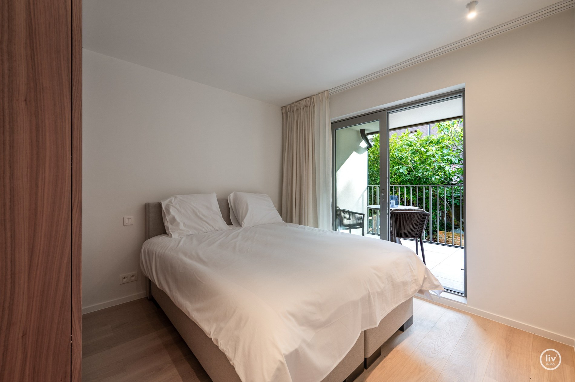 Résidence Akropolis : appartement rénové (largeur de façade d'environ 7 m) à vendre situé dans l'avenue Zoutelaan à Knokke, dans un bâtiment entièrement rénové tant à l'intérieur qu'à l'extérieur. 