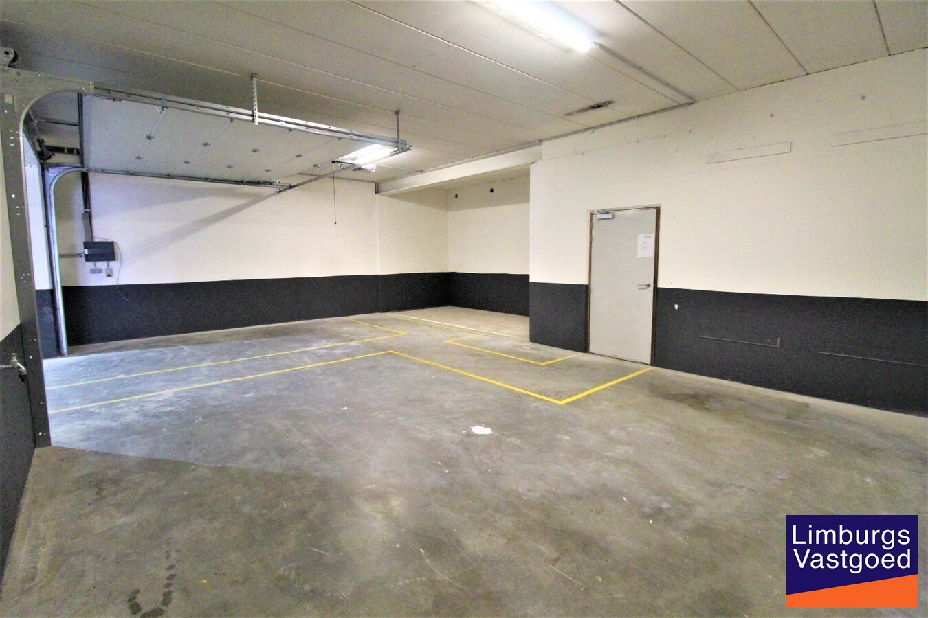 METIO - KMO UNIT 122 - 33,92 m² - sectionaal poort - nabij E-313 