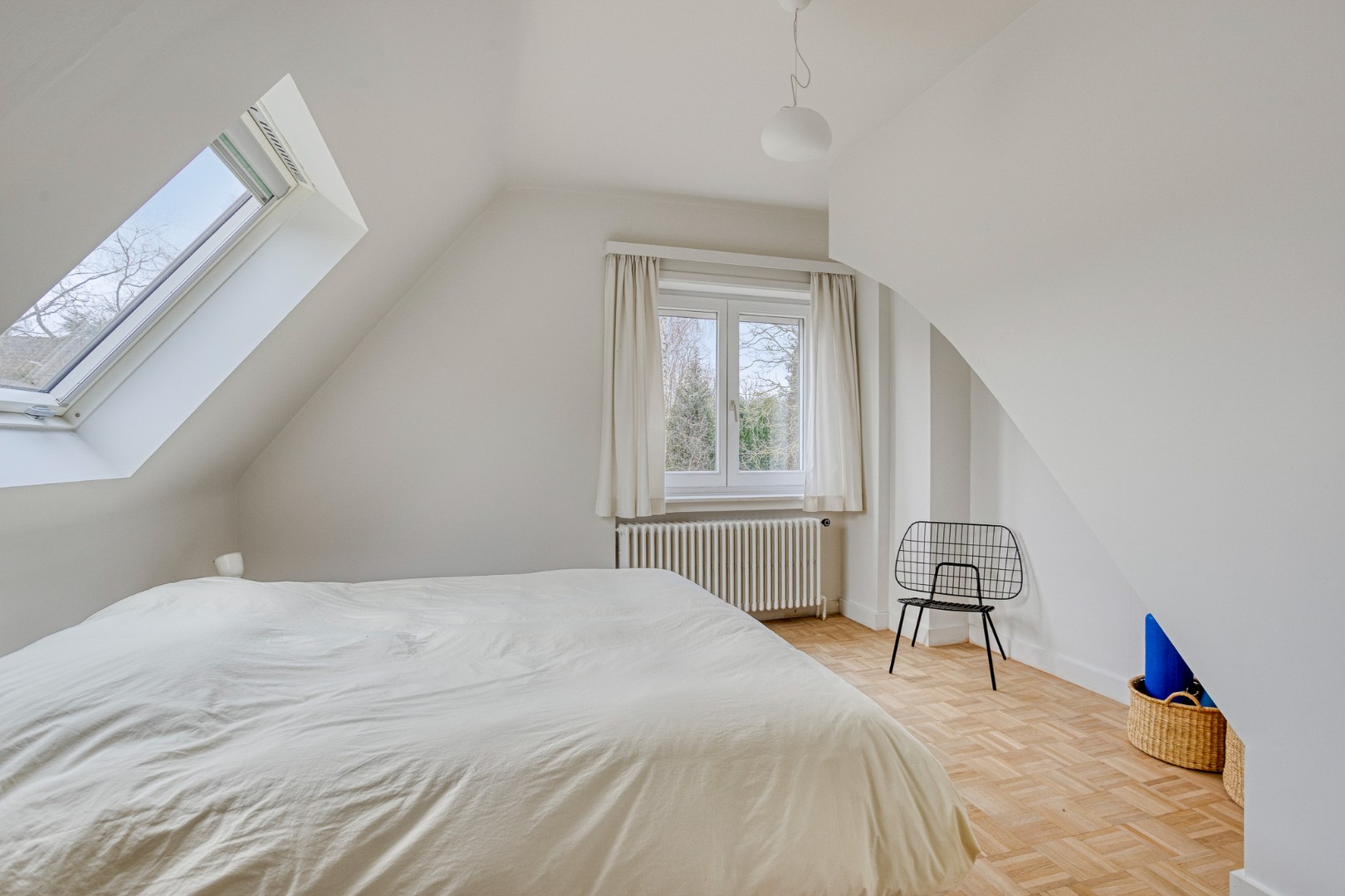 Authentieke en karaktervolle VILLA in residentiële, groene omgeving 1650 BEERSEL 