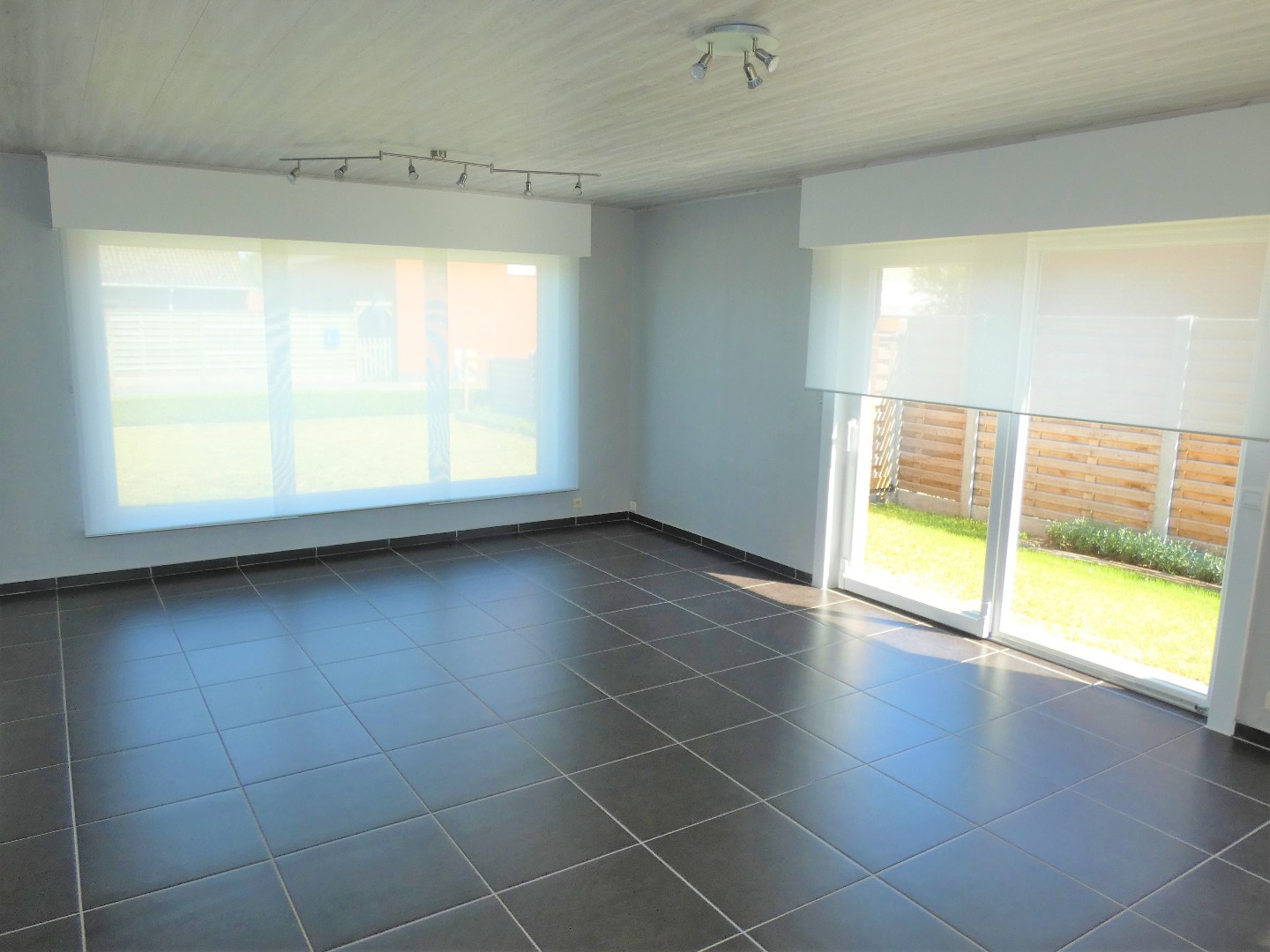 Instapklare open bebouwing met 3 slpk, garage en tuin, Kortemark 