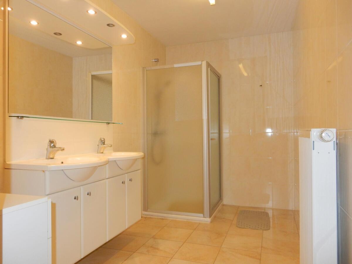 Gelijkvloers appartement met zonnige tuin 