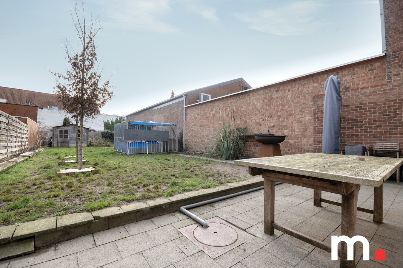 Instapklare woning te Lauwe met 4 slaapkamers nabij het centrum met garage ! 