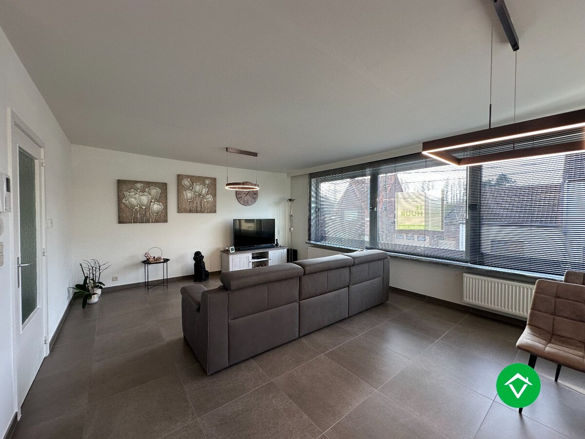 Appartement op eerste verdieping met 2 slaapkamers en terras te Koekelare 