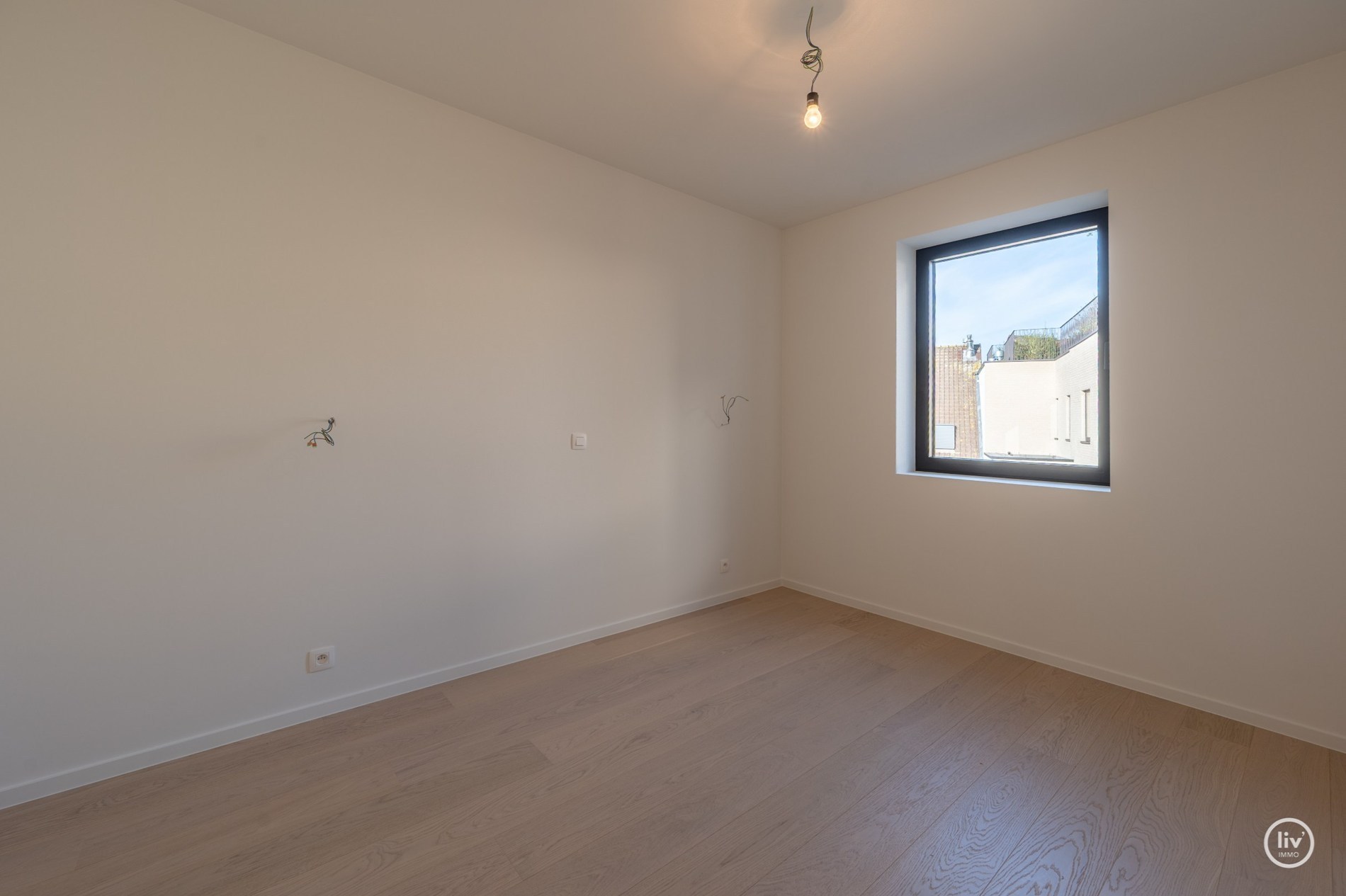 Centraal gelegen nieuwbouw-appartement in de residentie Maurice (met mogelijkheid tot aankoop van een inpandige autostaanplaats). 