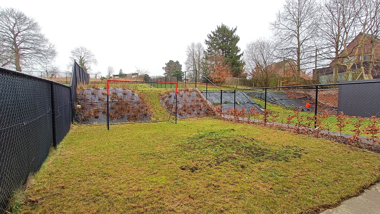 Nieuwbouwwoning met 4 slaapkamers te Bierbeek 