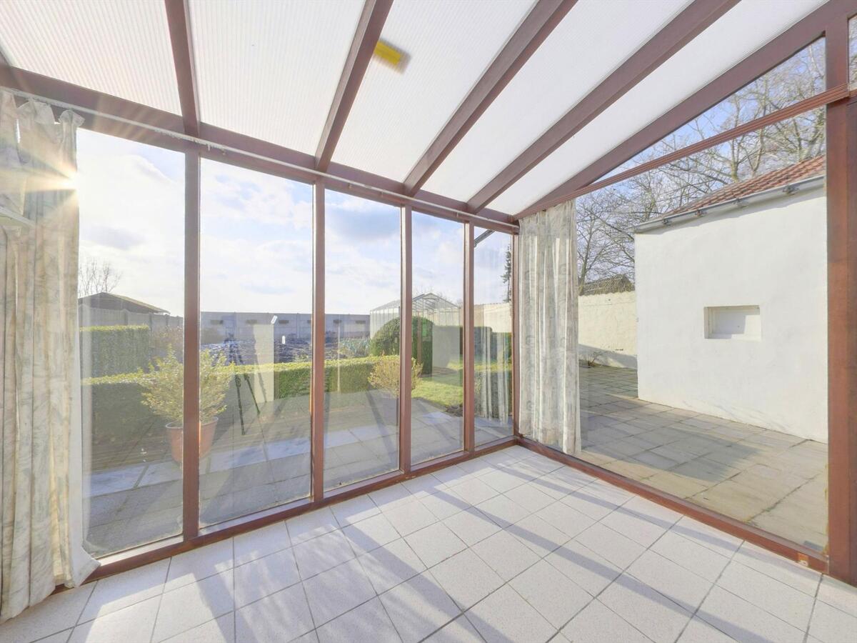 Ruime rijwoning in het gezellige Stalhille 