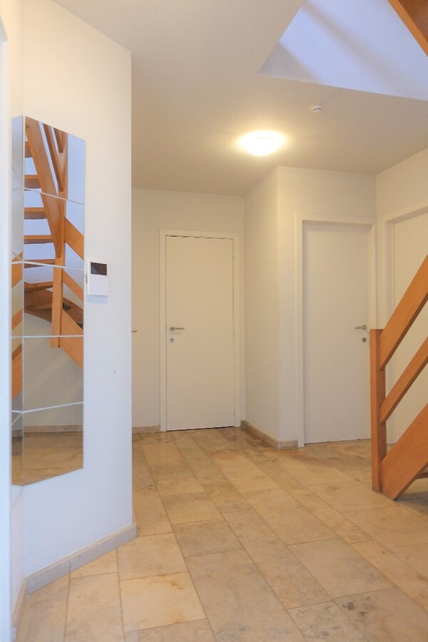 Ruim duplex appartement te Gistel 