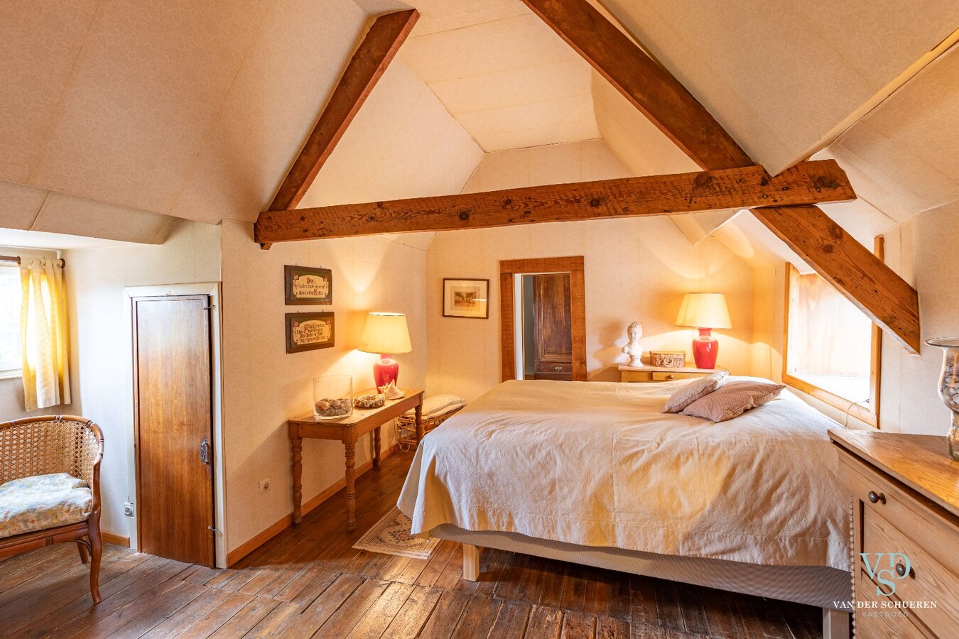 Charmante woning nabij centrum Gavere (op ca. 1255 m²) 