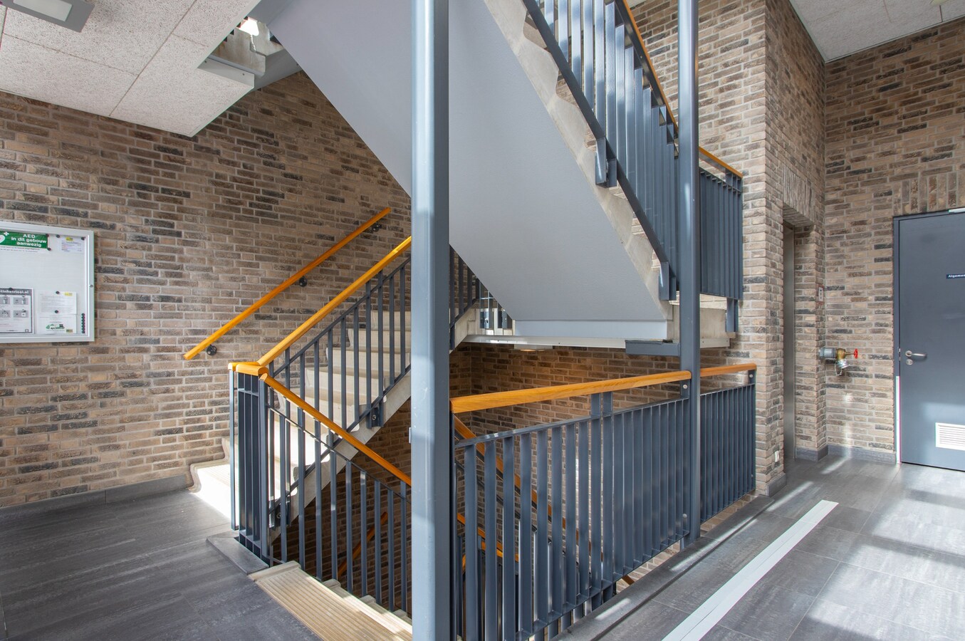 Wonen in het hart van Bladel, met ruimte, comfort en een royaal terras in misschien wel het mooiste appartement van Bladel. 