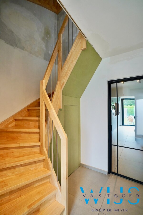 Gezellig instapklaar woonhuis in het hart van Eeklo 