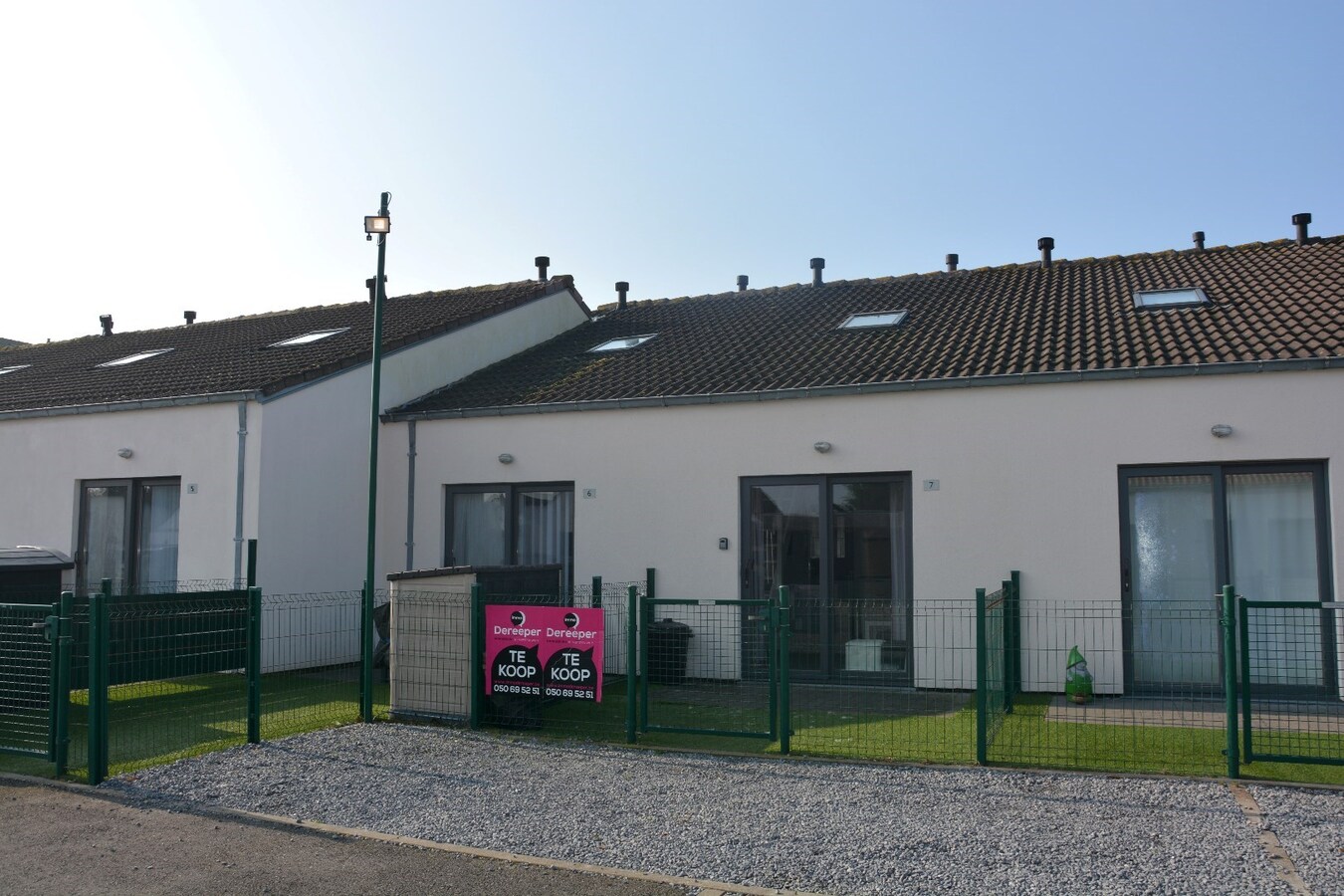 Vakantieplezier in Bredene: investeer in deze aangename vakantiewoning met parkeerplaats! 