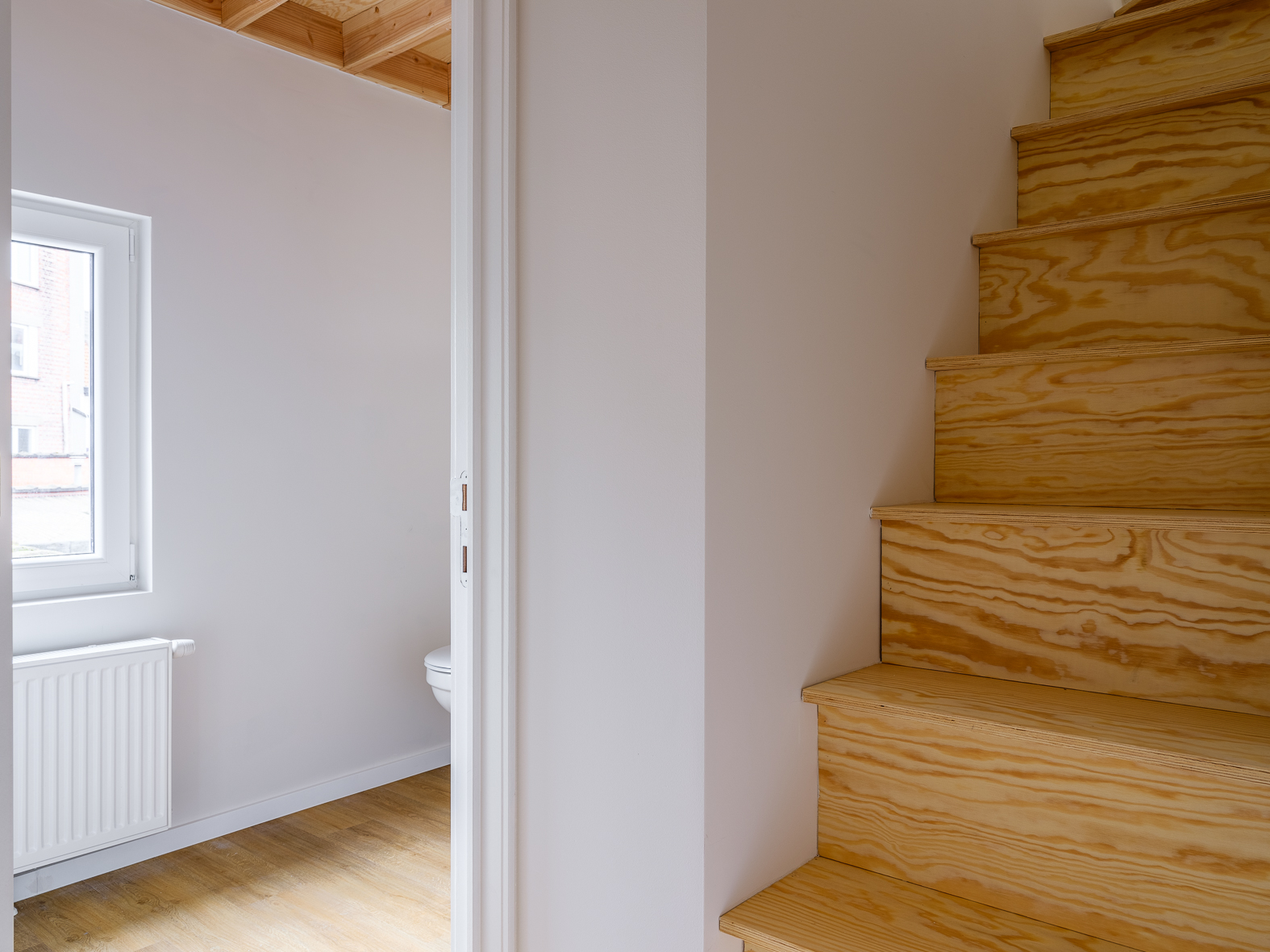 Compleet gerenoveerde topwoning! 