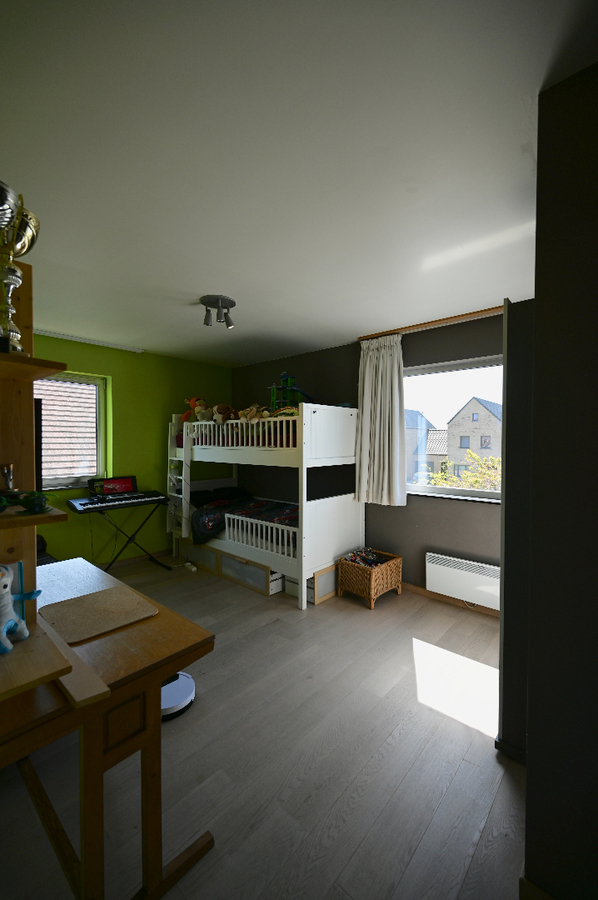 MAGNIFIEKE MODERNE VILLA OP TOPLIGGING NABIJ CENTRUM OOSTENDE 