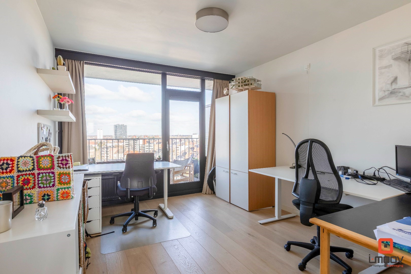 Prachtig, instapklaar 2 slaapkamer appartement met een open en wijds zicht op de stad 