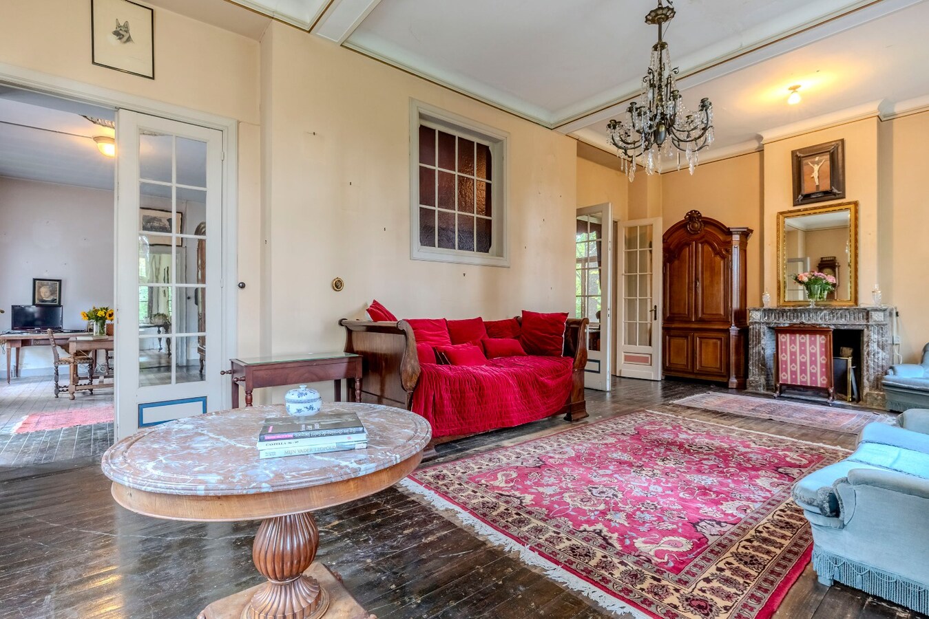 Charmant landhuis in een parkdomein van 7065m² 