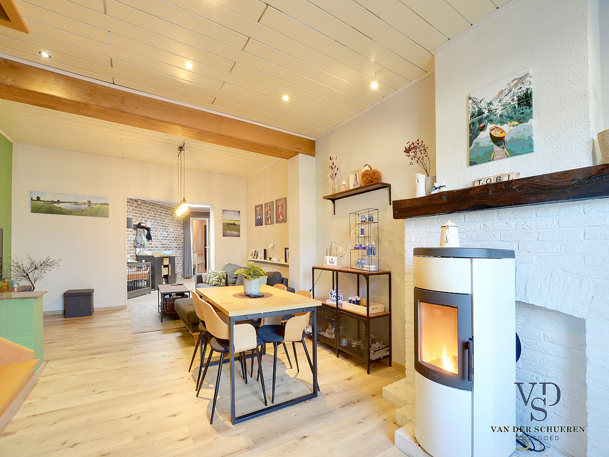 Instapklare woning in hartje Gavere. 