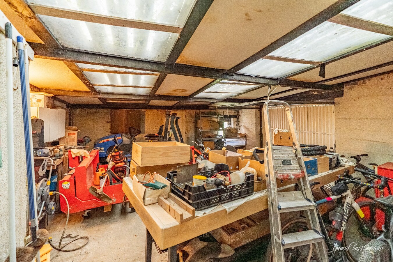 Unique renovation project on a spacious plot of approximately 77 acres in Ransberg (Kortenaken) 